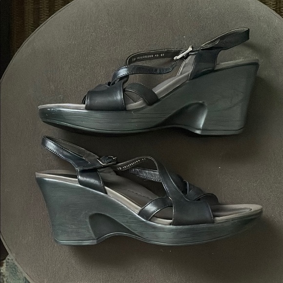 Dansko Black Strappy Wedge Heels Adjustable Straps Women’s 39 - Picture 5 of 7